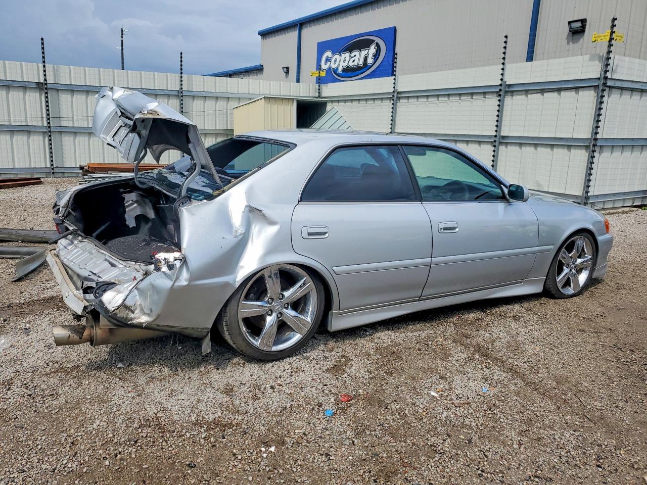 1997 Toyota Chaser Silver vin: JZX1000049744