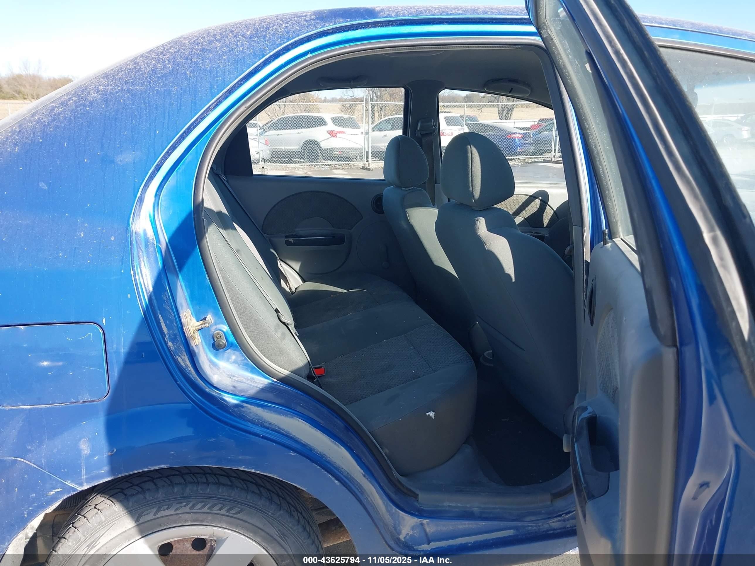 2005 Chevrolet Aveo Ls Blue vin: KL1TD52625B381532