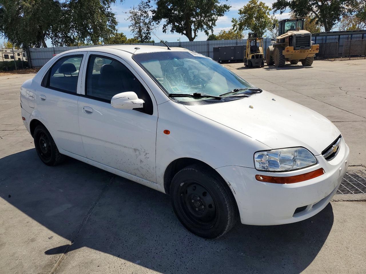 2004 Chevrolet Aveo White vin: KL1TD52644B188703