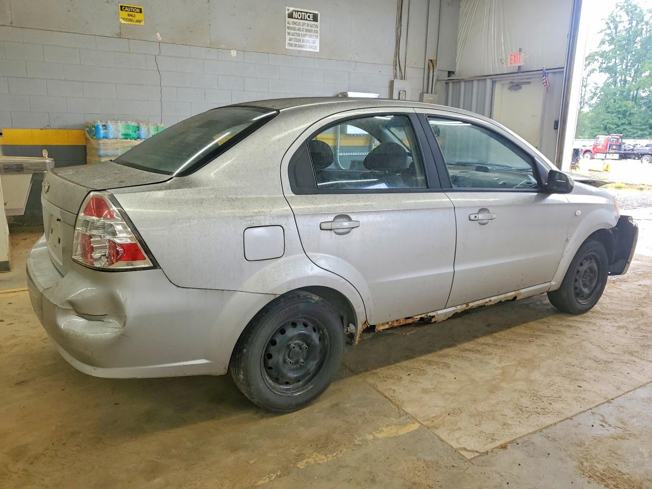 2008 Chevrolet Aveo Base Silver vin: KL1TD56618B167159