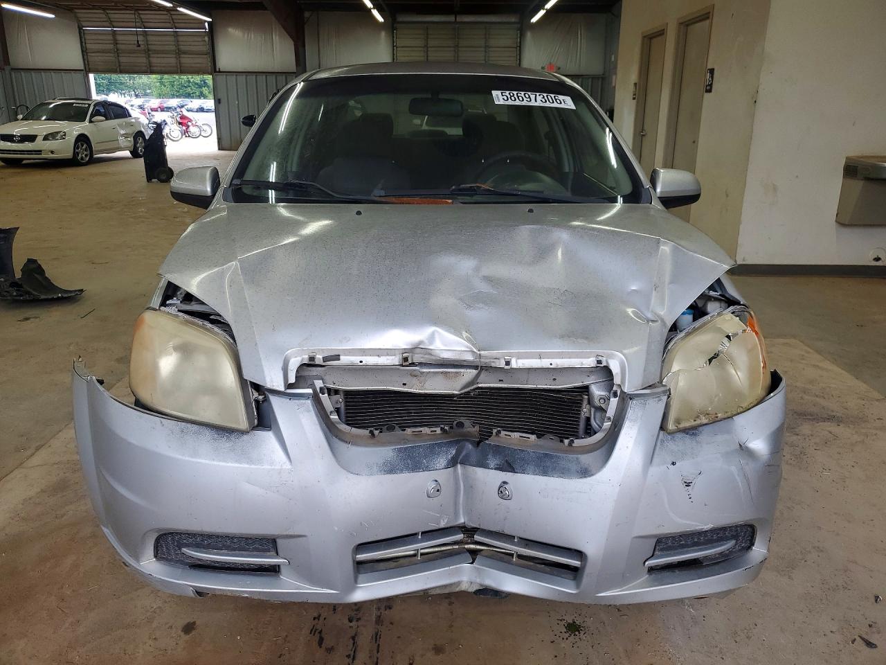 2008 Chevrolet Aveo Base Silver vin: KL1TD56618B167159