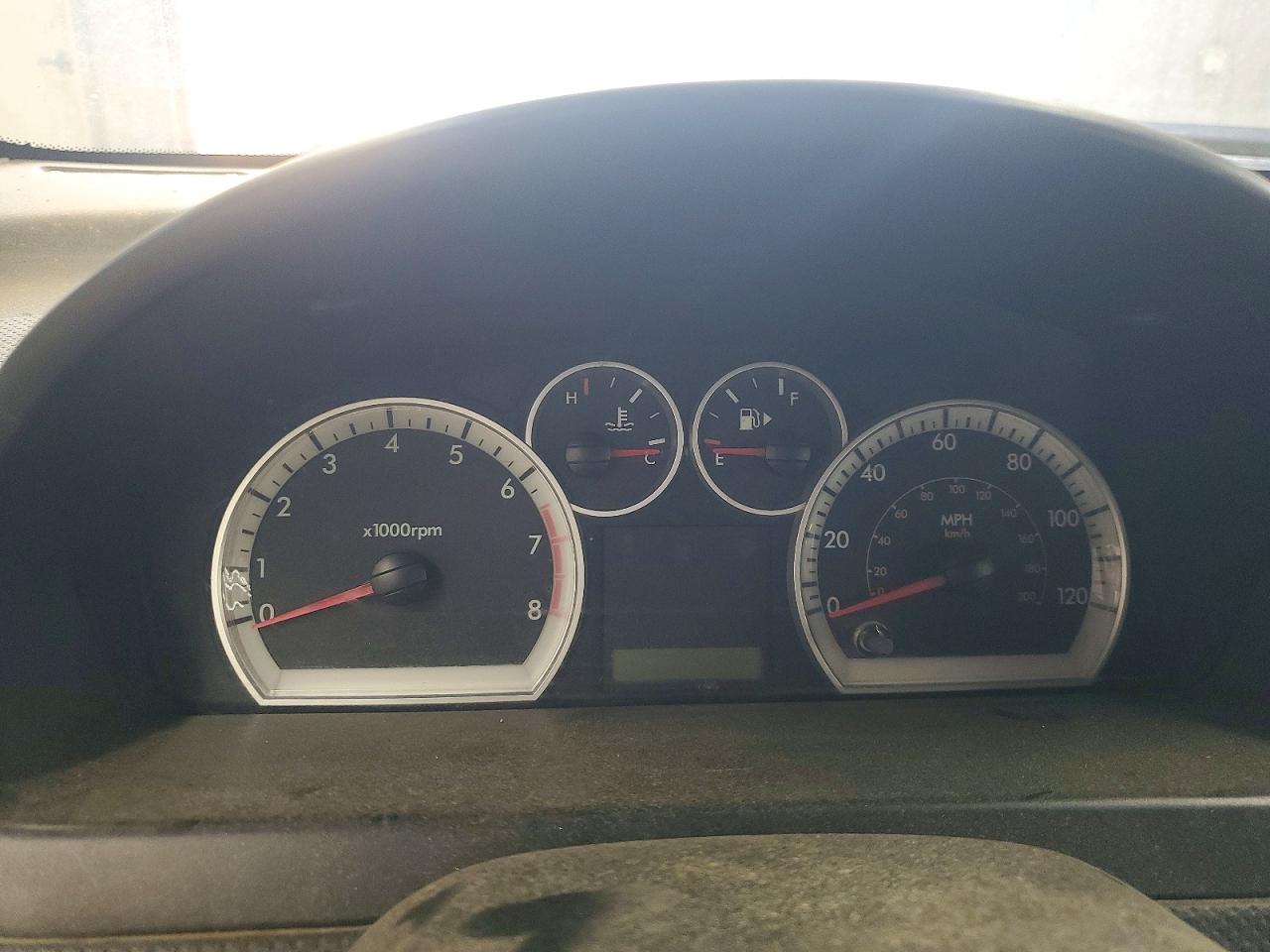 2008 Chevrolet Aveo Base Silver vin: KL1TD56618B167159