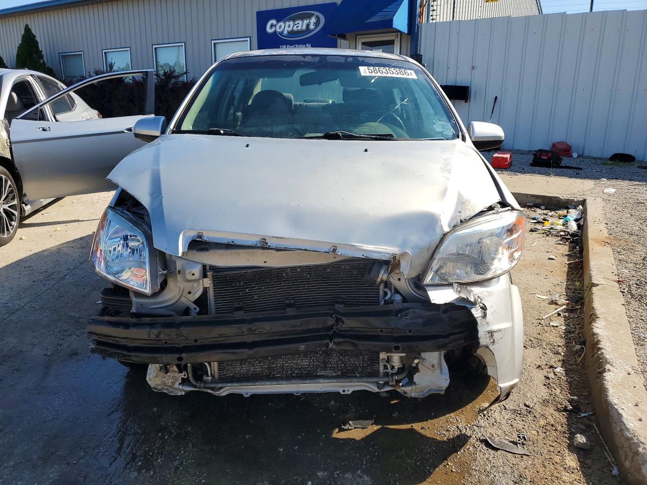 2008 Chevrolet Aveo Base/ls Серебряный vin: KL1TD56638B128718