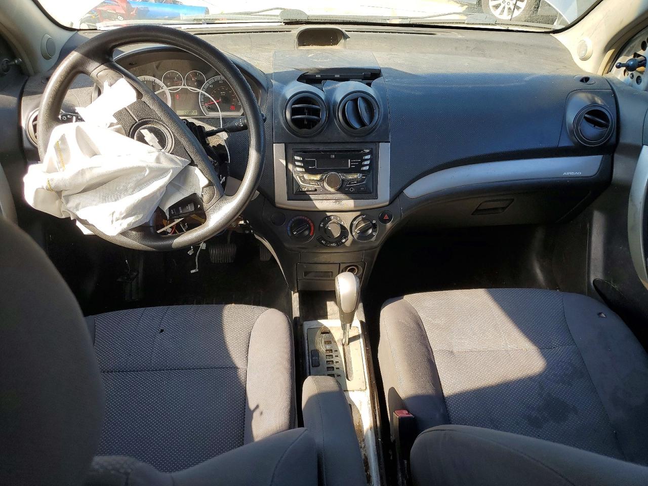2008 Chevrolet Aveo Base/ls Серебряный vin: KL1TD56638B128718