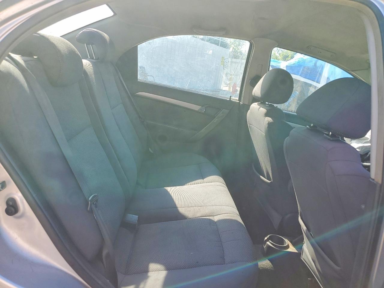2008 Chevrolet Aveo Base/ls Серебряный vin: KL1TD56638B128718