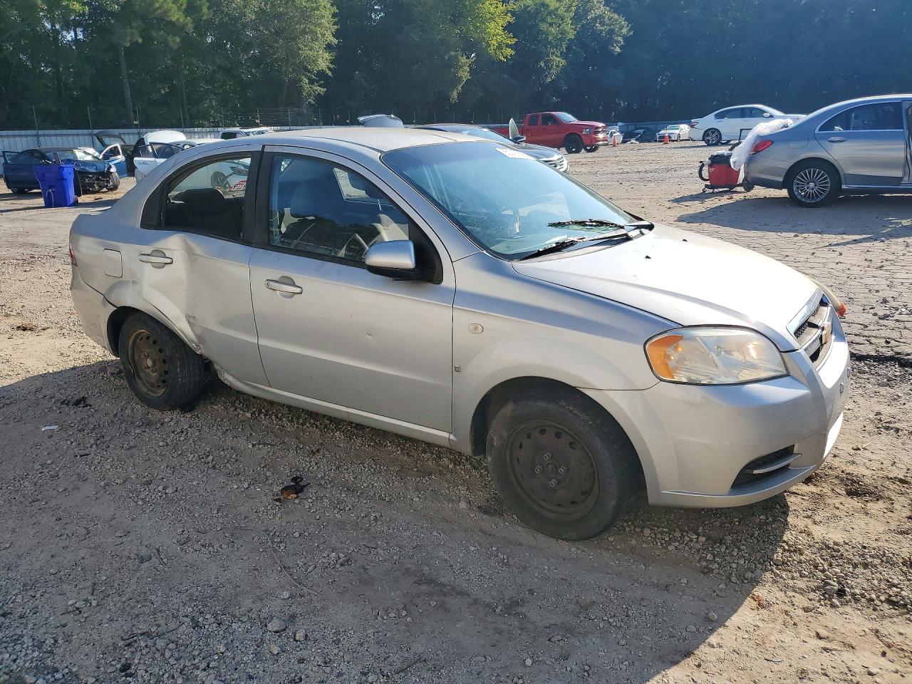 2008 Chevrolet Aveo Base Silver vin: KL1TD56648B003615