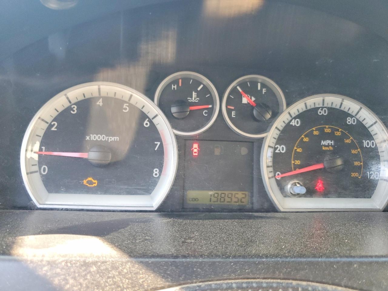 2008 Chevrolet Aveo Base Silver vin: KL1TD56648B003615