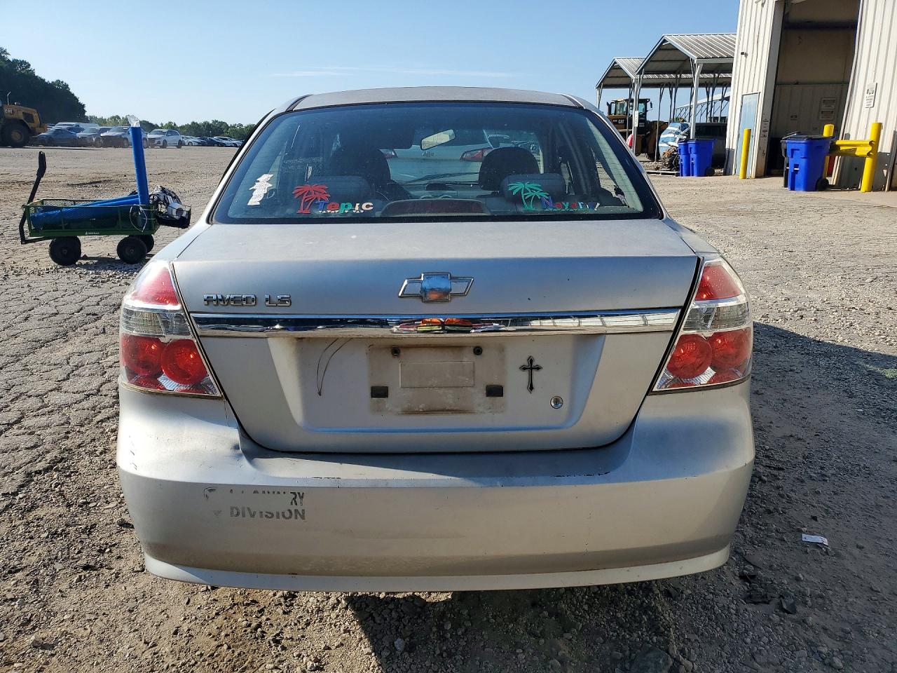 2008 Chevrolet Aveo Base Silver vin: KL1TD56648B003615