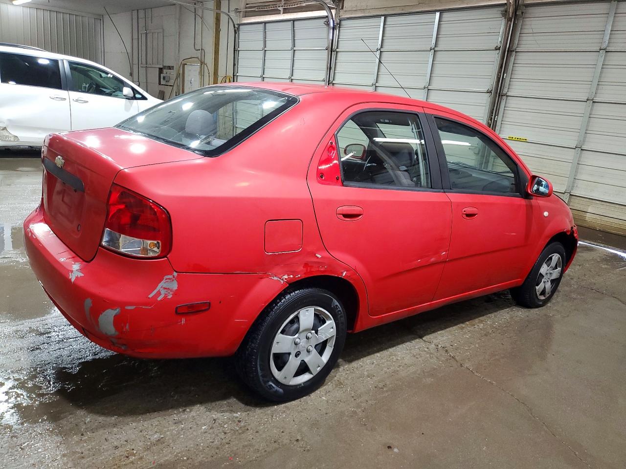 2006 Chevrolet Aveo Base/ls Red vin: KL1TD56656B550566