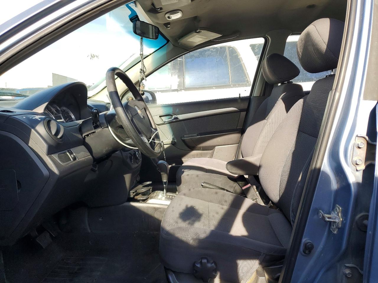 2007 Chevrolet Aveo Base Синий vin: KL1TD56657B040042