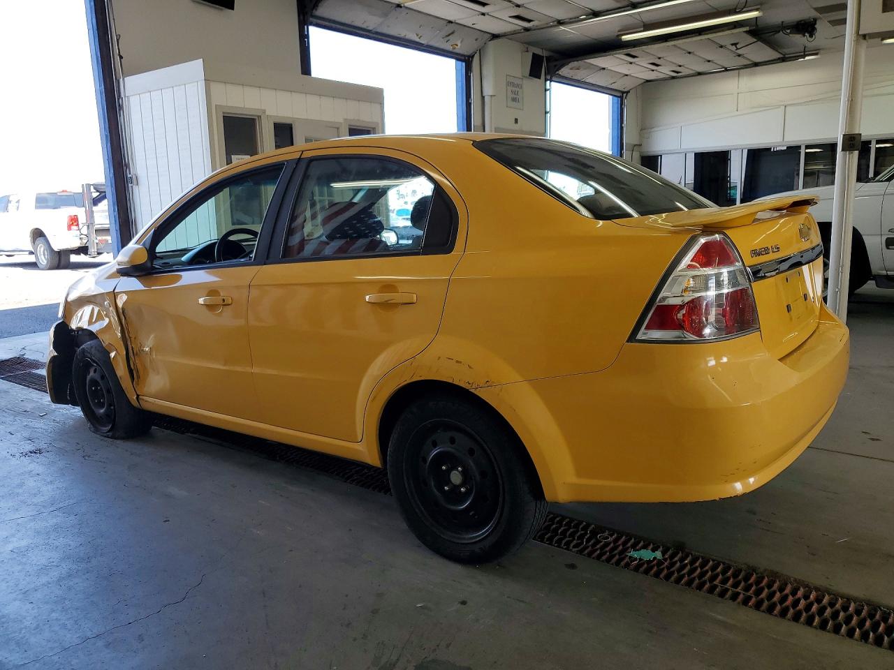 2008 Chevrolet Aveo 4d Ls Yellow vin: KL1TD56658B043072