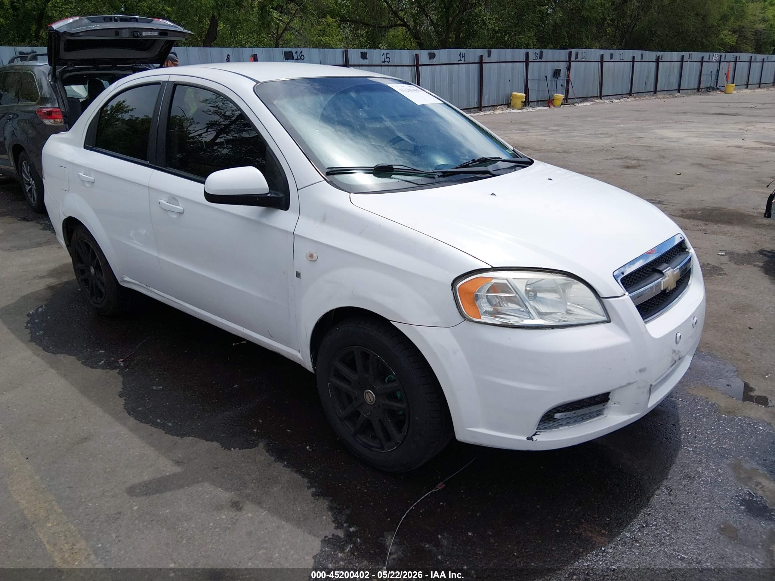 2008 Chevrolet Aveo Ls White vin: KL1TD56658B118689