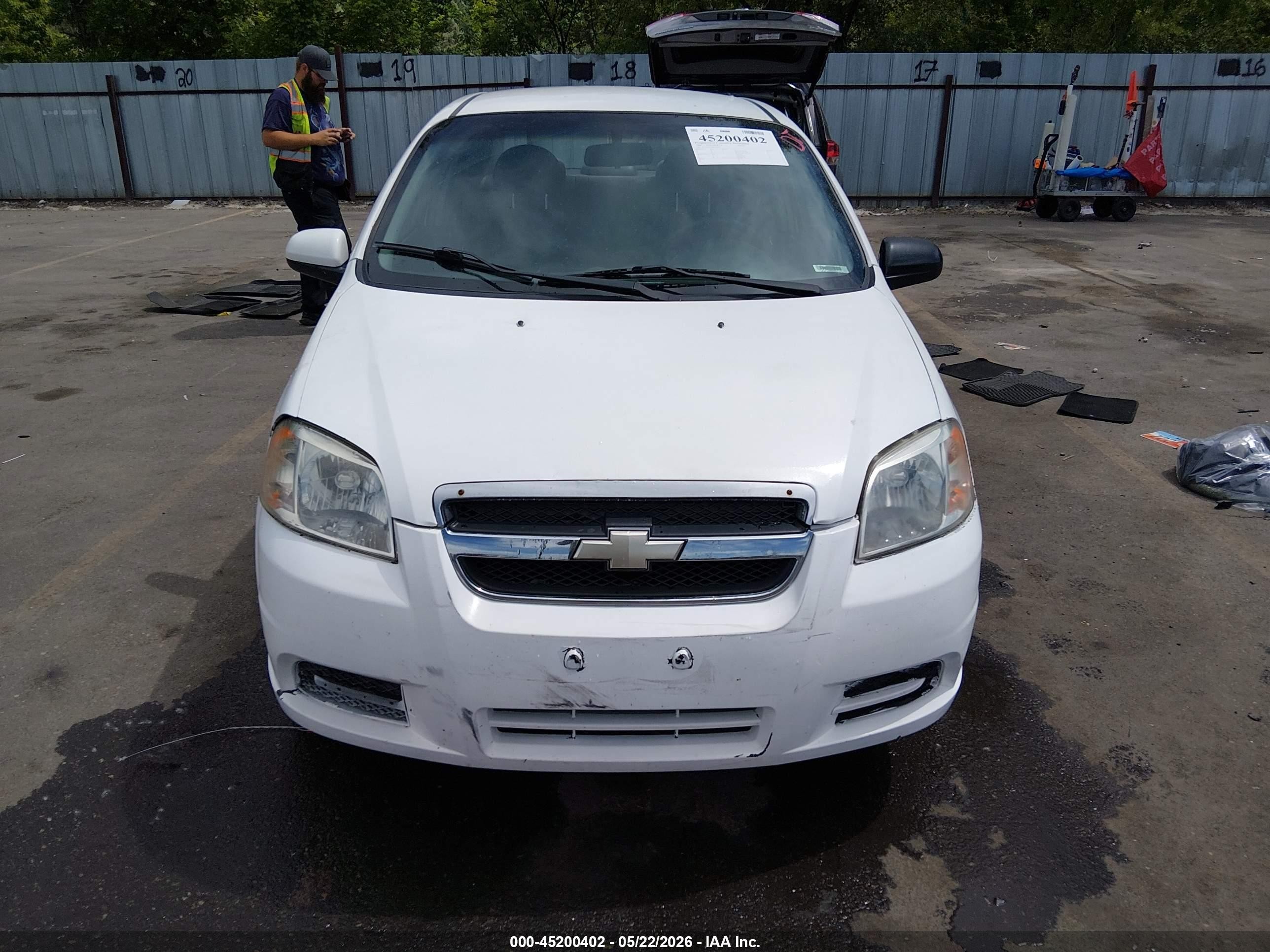 2008 Chevrolet Aveo Ls White vin: KL1TD56658B118689