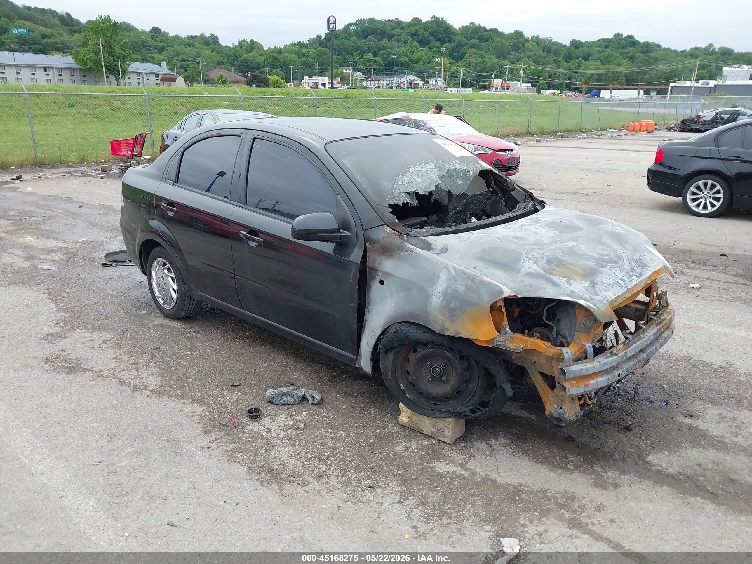 2008 Chevrolet Aveo Ls Black vin: KL1TD56658B240016