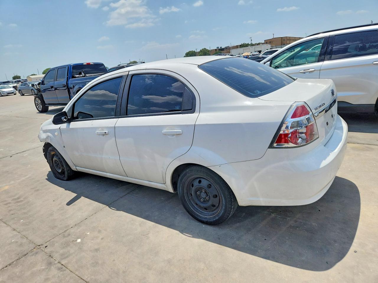2007 Chevrolet Aveo Base Белый vin: KL1TD56687B115879