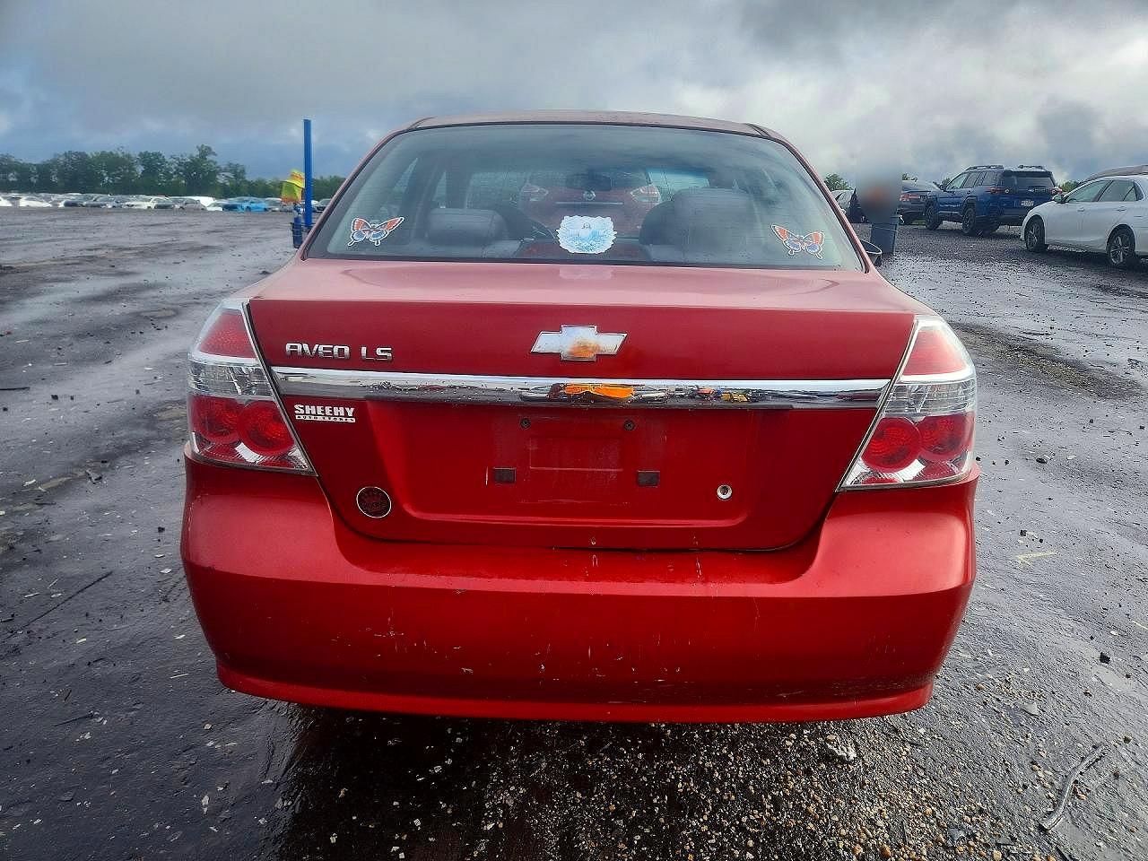 2008 Chevrolet Aveo Base Red vin: KL1TD56688B133381