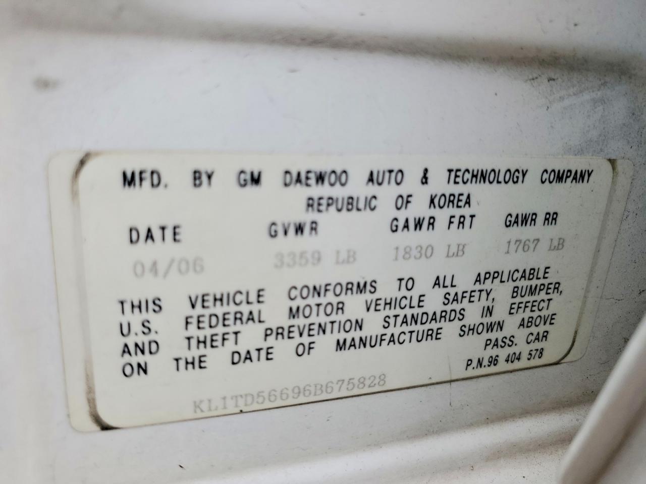 2006 Chevrolet Aveo Base White vin: KL1TD56696B675828