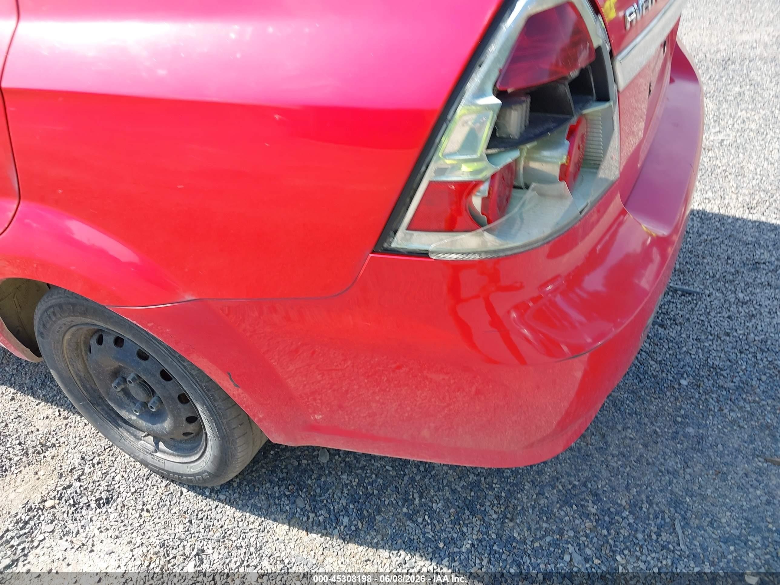 2008 Chevrolet Aveo Ls Red vin: KL1TD566X8B278342