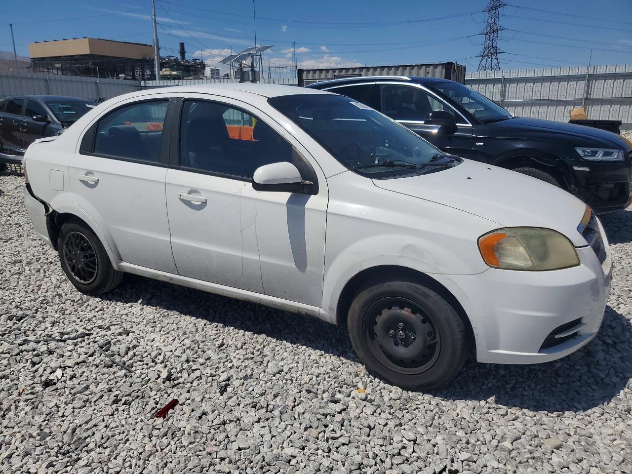 2010 Chevrolet Aveo Ls White vin: KL1TD5DE4AB094207