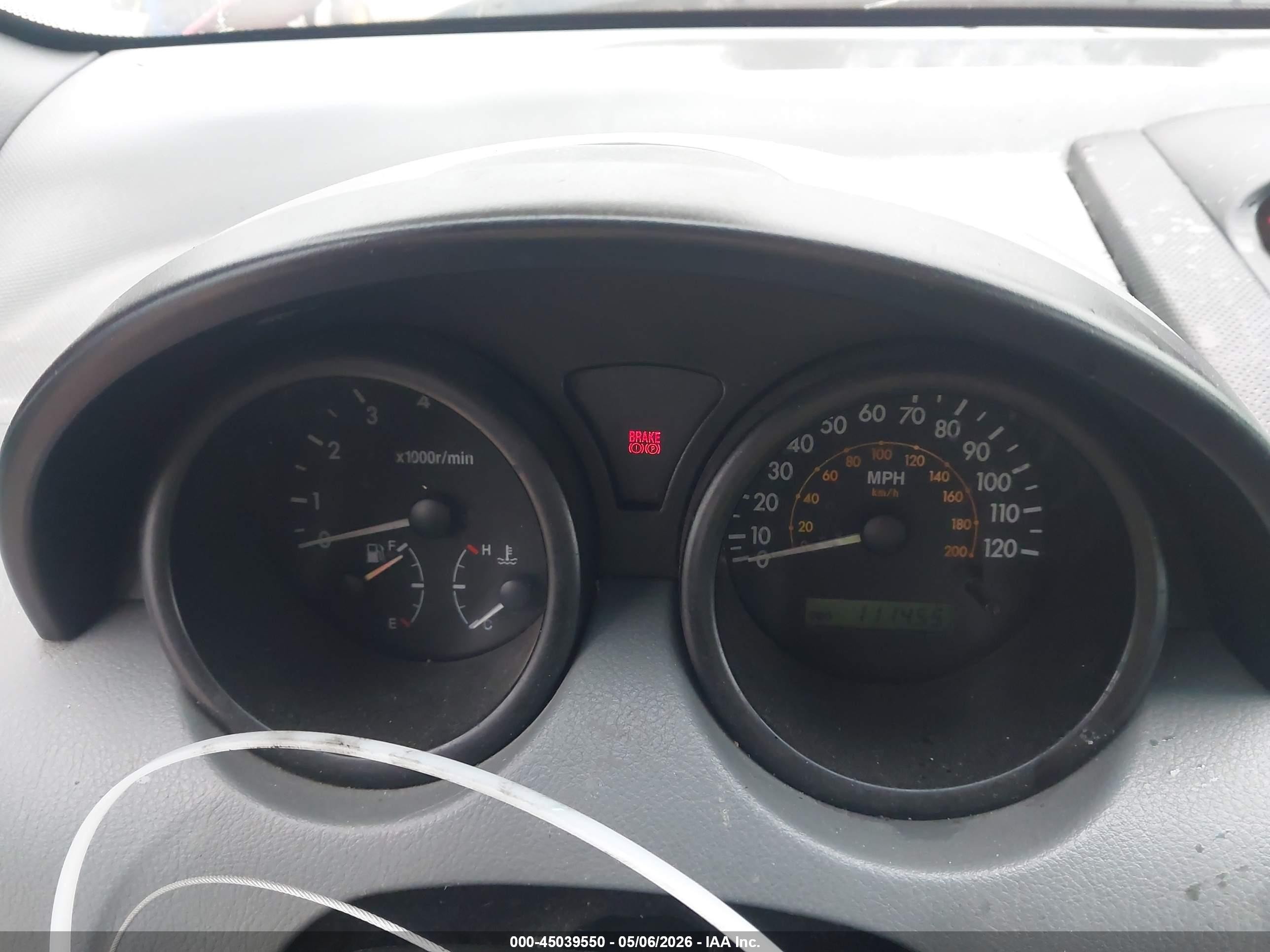 2004 Chevrolet Aveo   Красный vin: KL1TD62614B274945