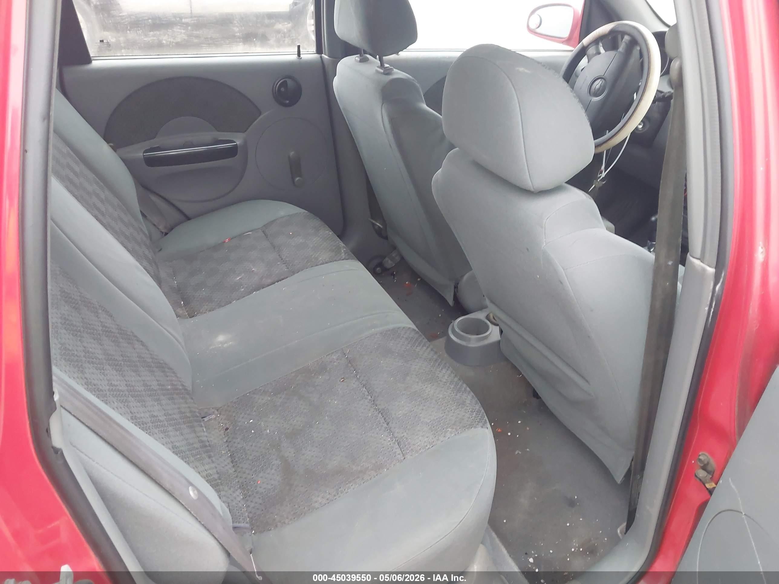 2004 Chevrolet Aveo   Красный vin: KL1TD62614B274945
