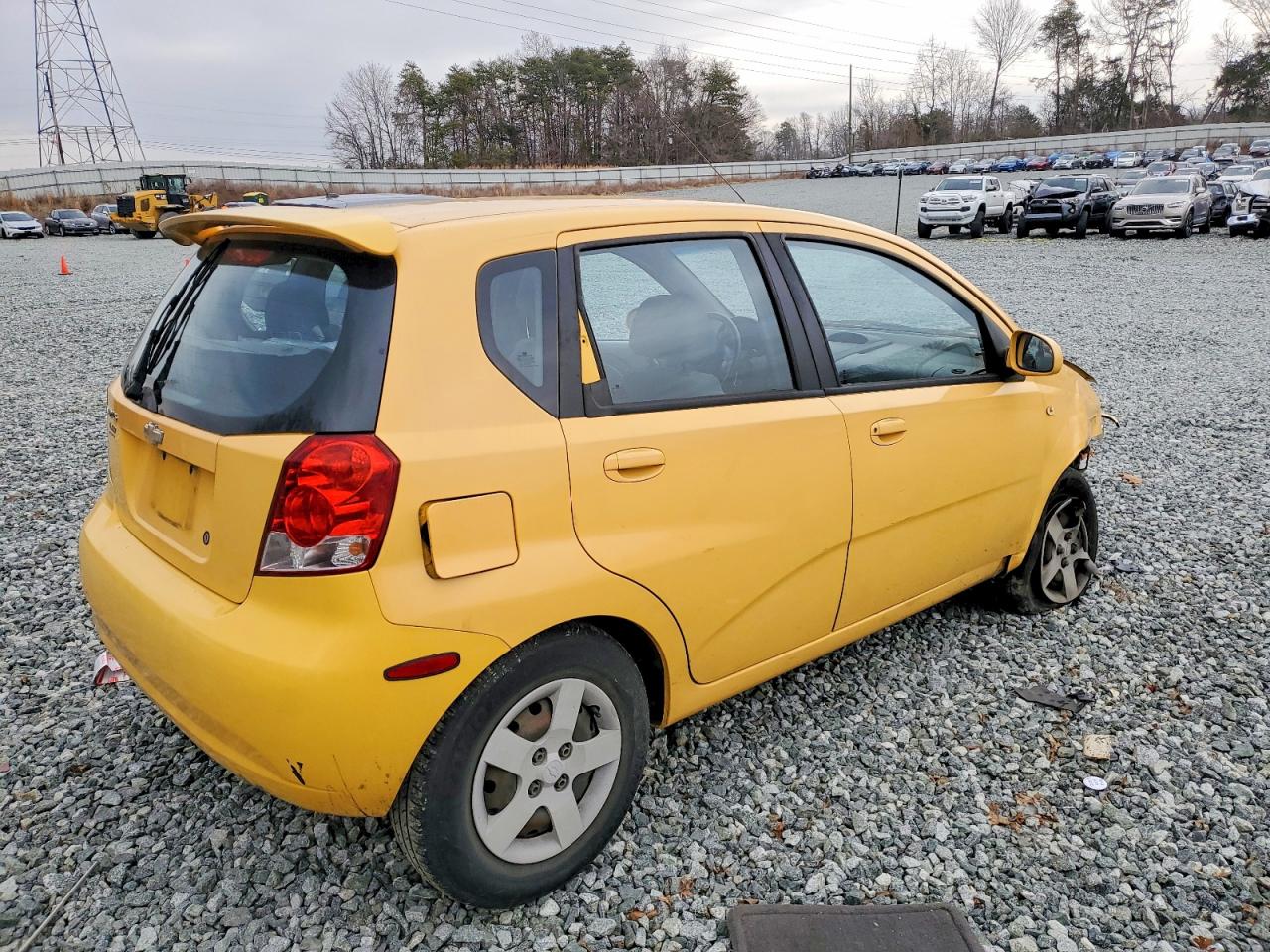 2005 Chevrolet Aveo Base Yellow vin: KL1TD62645B308524