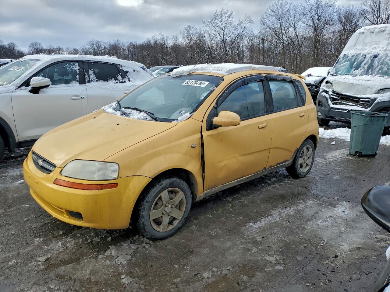 2005 Chevrolet Aveo Base Yellow vin: KL1TD62675B304516