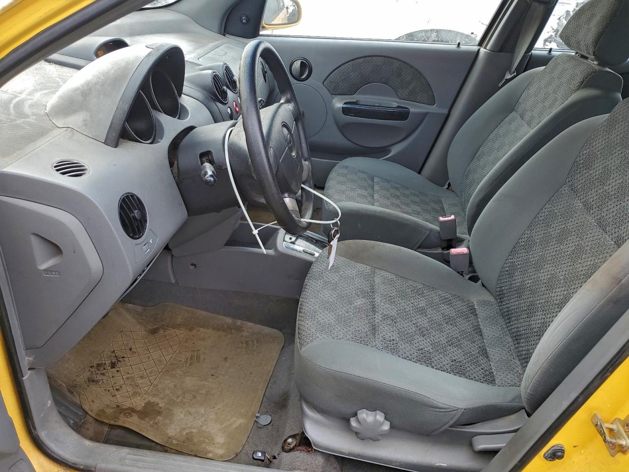 2005 Chevrolet Aveo Base Yellow vin: KL1TD62675B304516