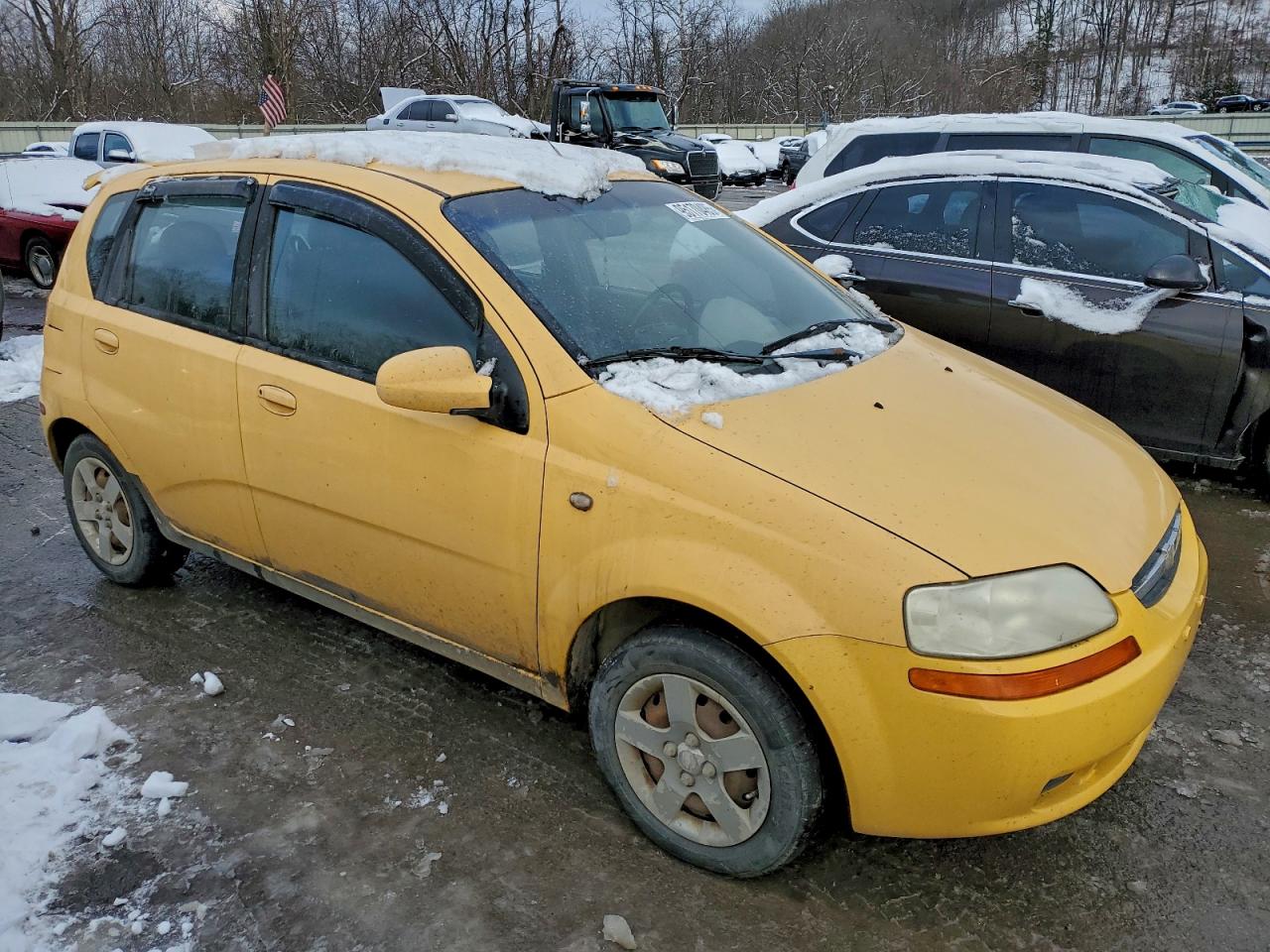 2005 Chevrolet Aveo Base Yellow vin: KL1TD62675B304516