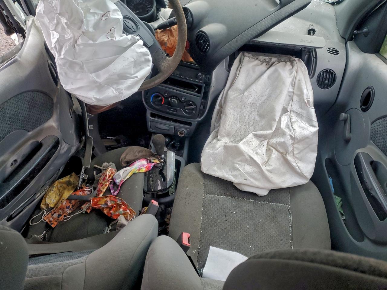 2004 Chevrolet Aveo Silver vin: KL1TD62694B256628