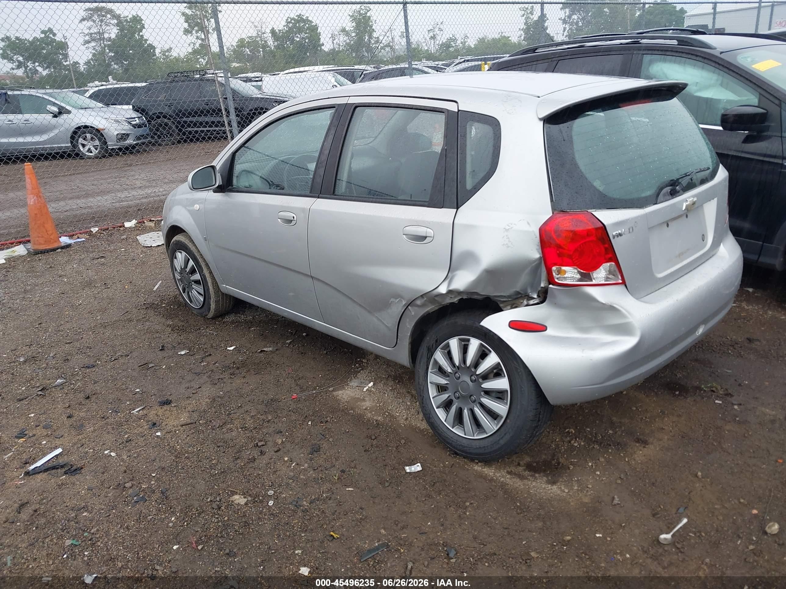 2007 Chevrolet Aveo Ls Silver vin: KL1TD66607B705239