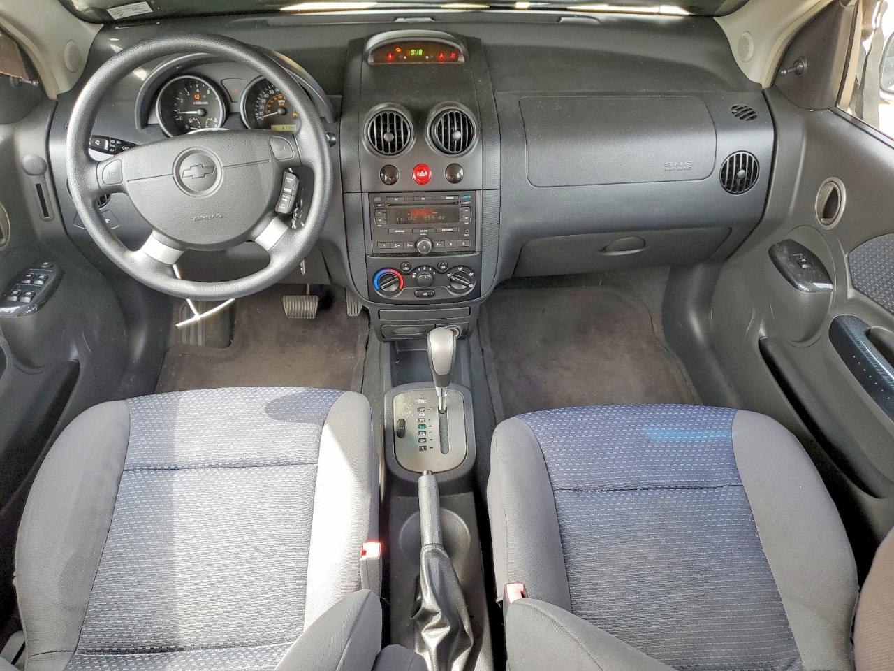 2008 Chevrolet Aveo Base Серебряный vin: KL1TD66608B126236