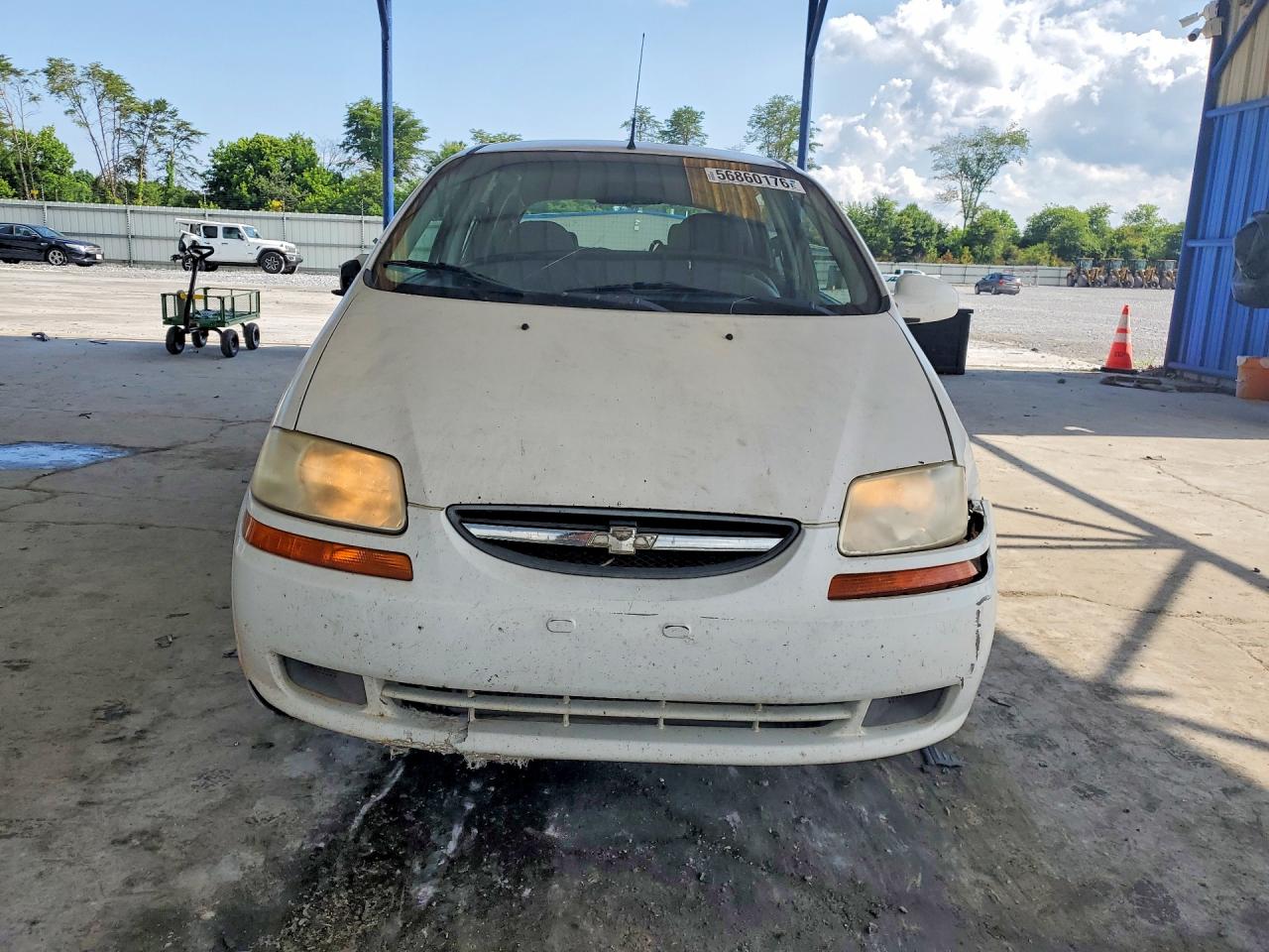 2007 Chevrolet Aveo Base White vin: KL1TD66647B793468