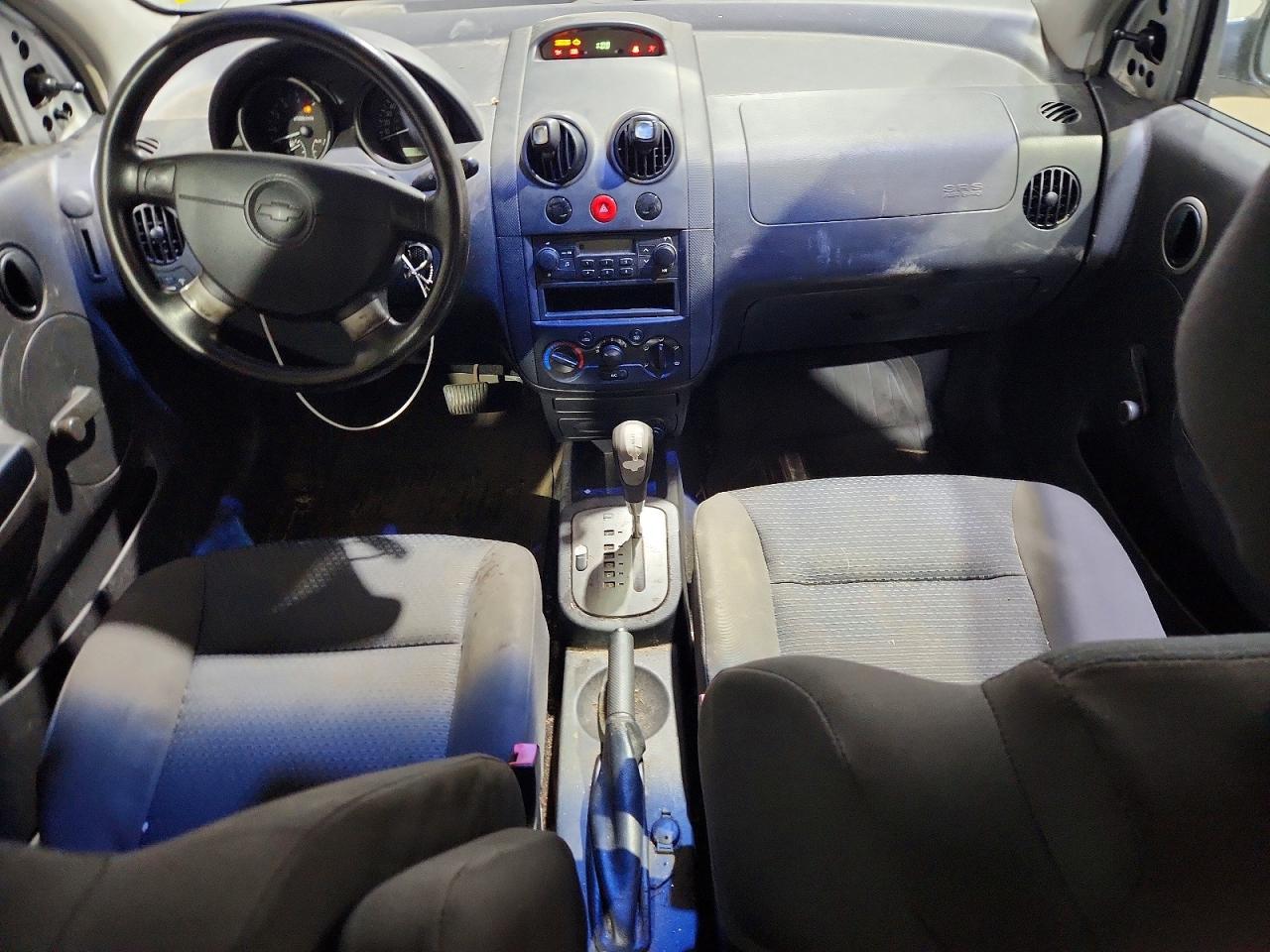 2007 Chevrolet Aveo Base Серебряный vin: KL1TD66677B727139