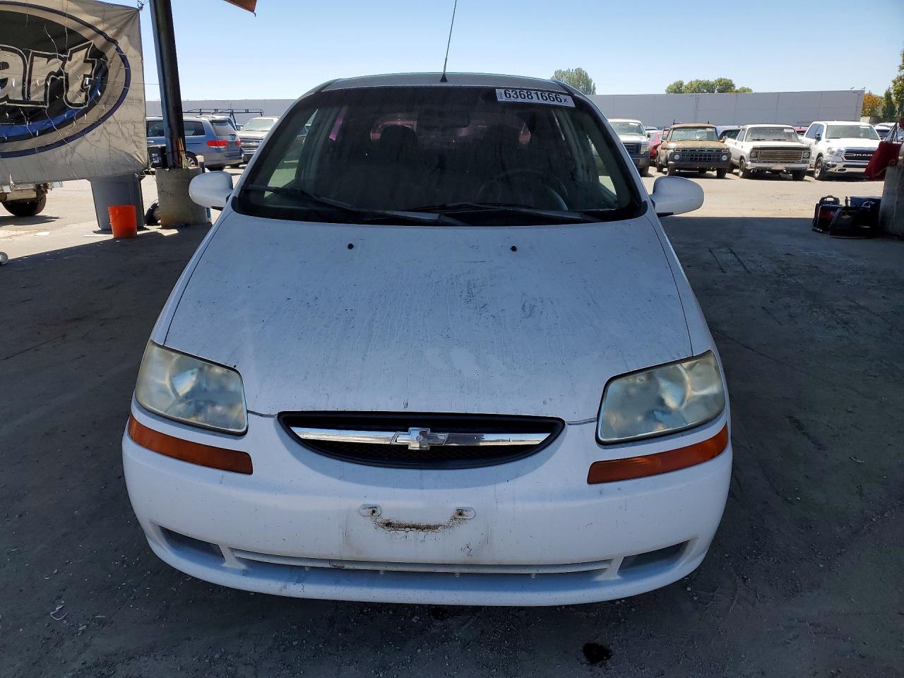 2006 Chevrolet Aveo Base White vin: KL1TD66686B674529