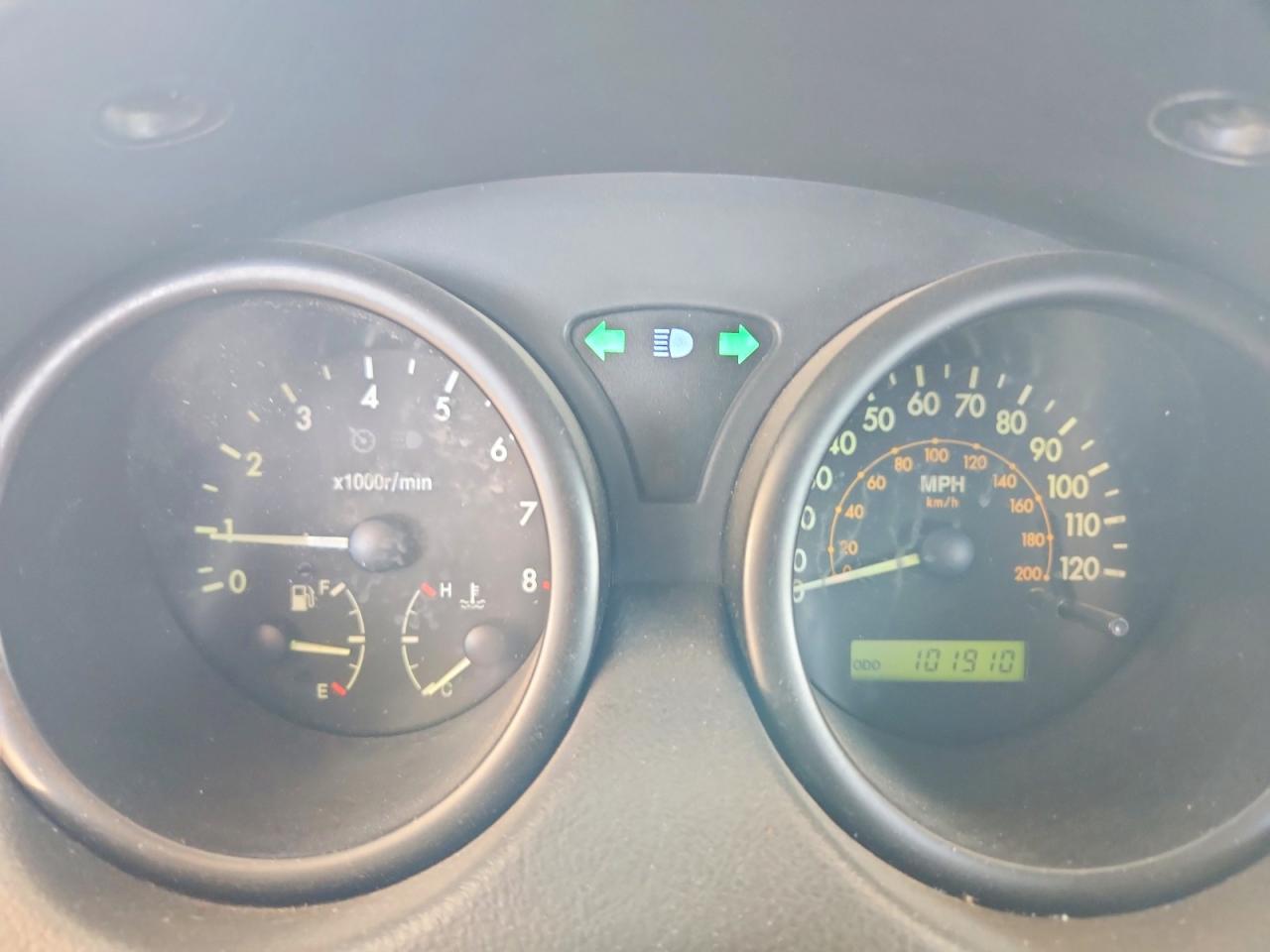 2007 Chevrolet Aveo Base/ls Silver vin: KL1TD66687B706347
