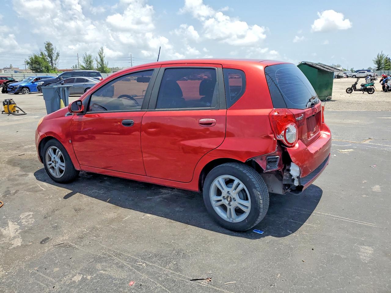 2009 Chevrolet Aveo Ls Red vin: KL1TD66E79B657992