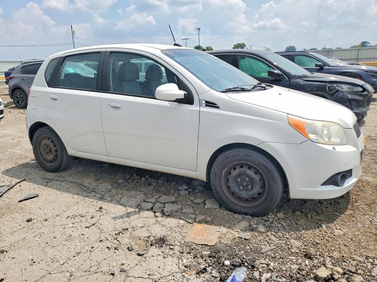 2011 Chevrolet Aveo Ls White vin: KL1TD6DEXBB153655