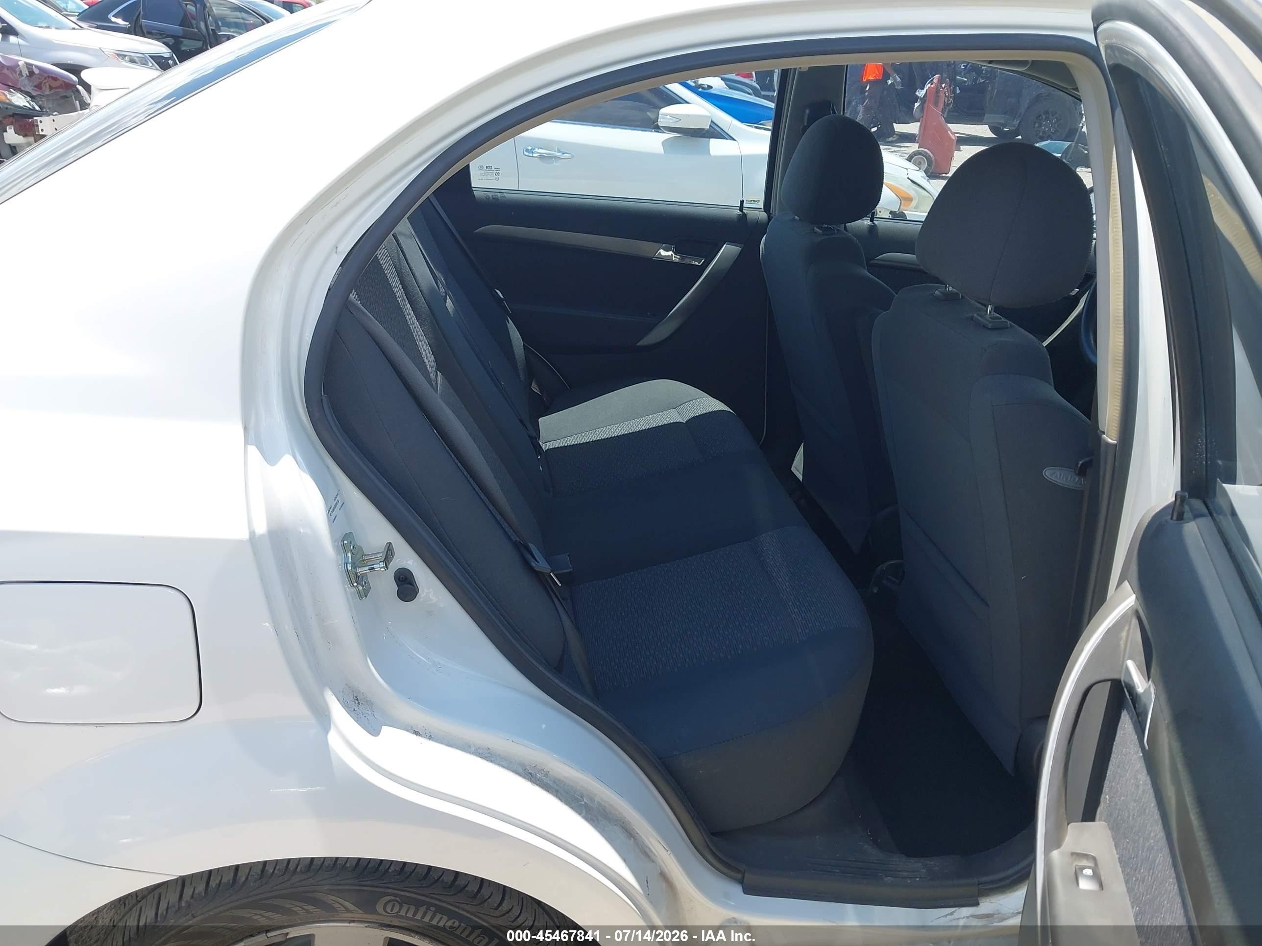 2008 Chevrolet Aveo Lt Белый vin: KL1TG56658B208738