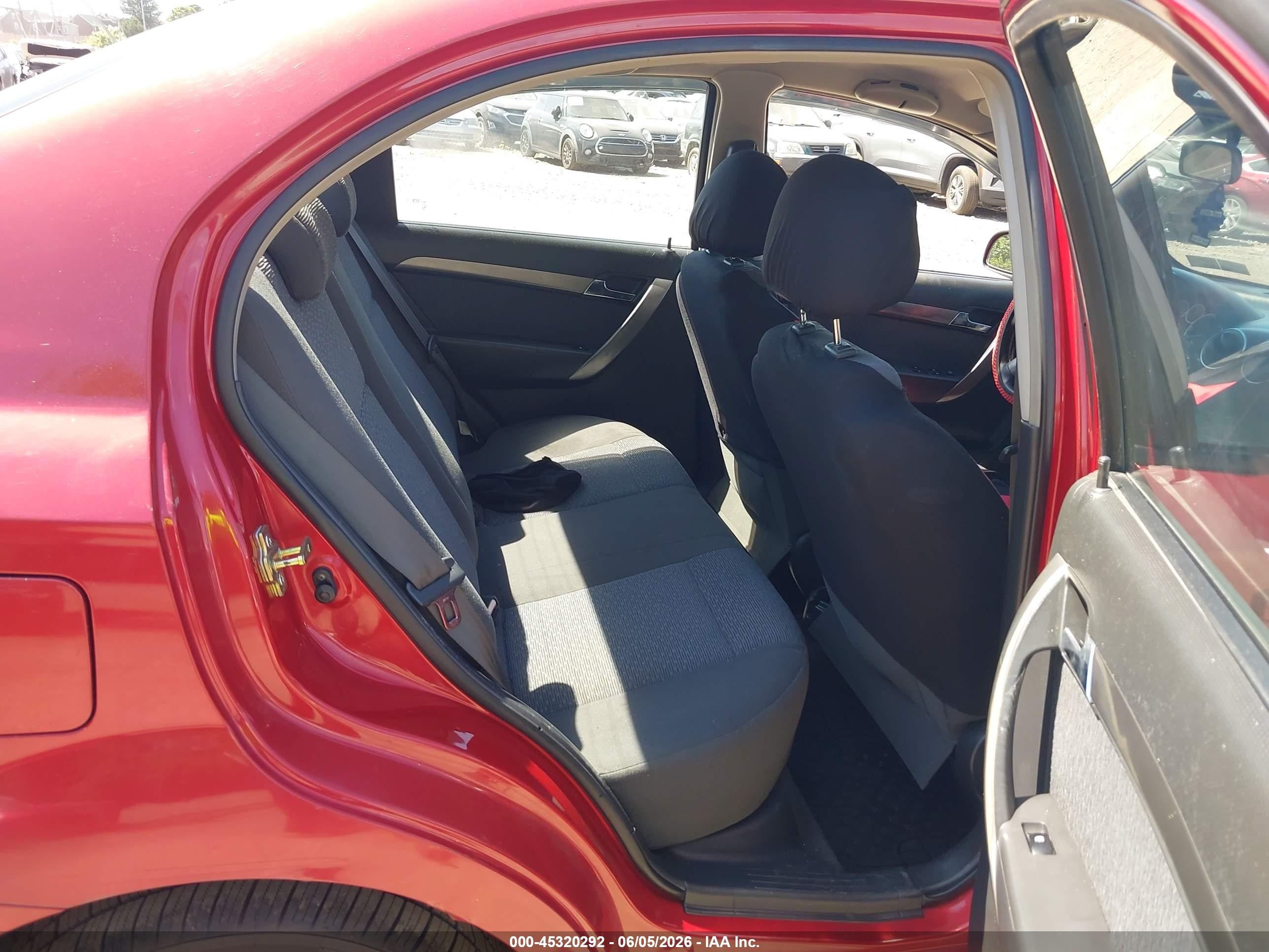 2007 Chevrolet Aveo Lt Red vin: KL1TG56687B126596