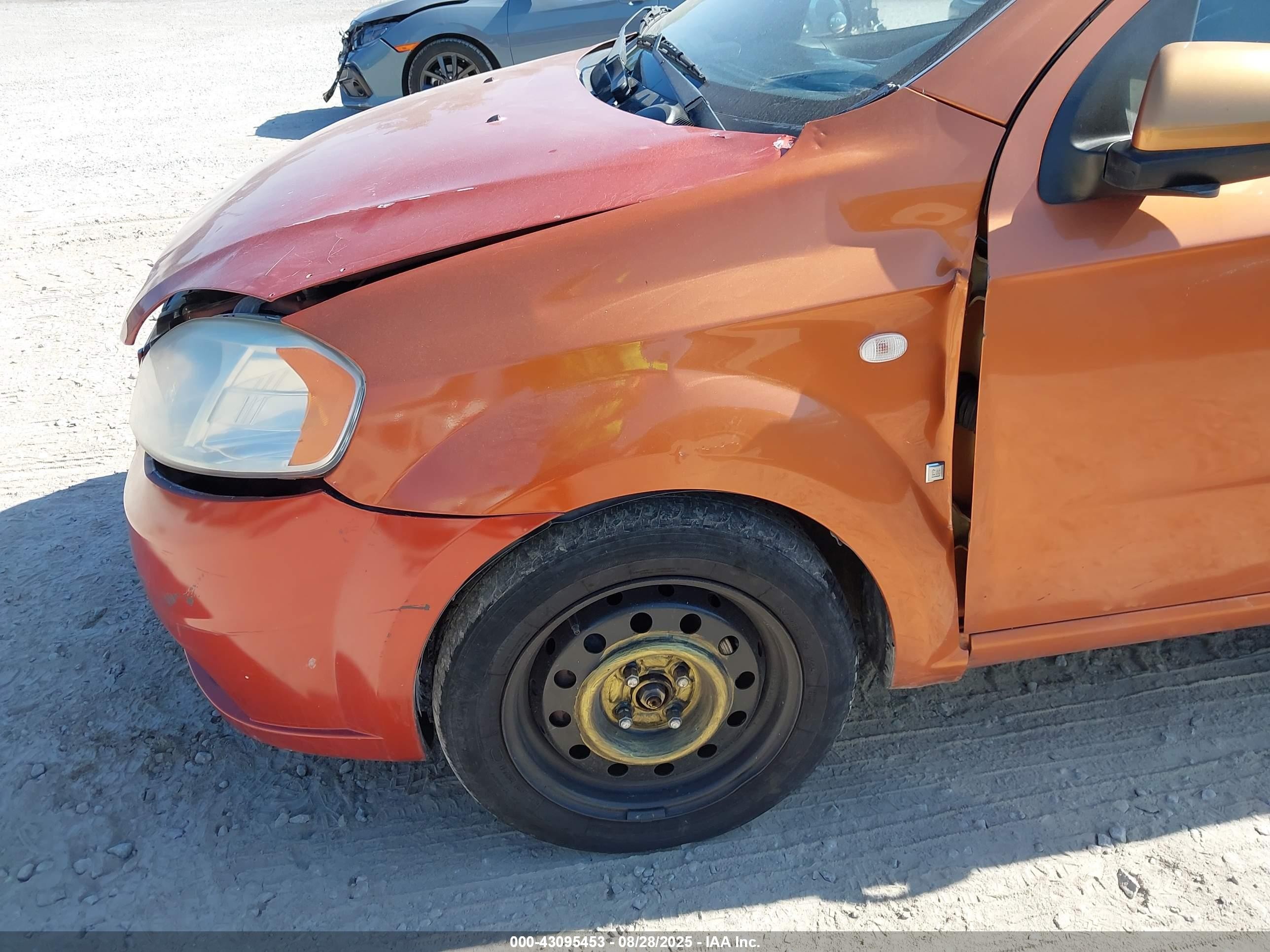 2008 Chevrolet Aveo Lt Orange vin: KL1TG56688B082696