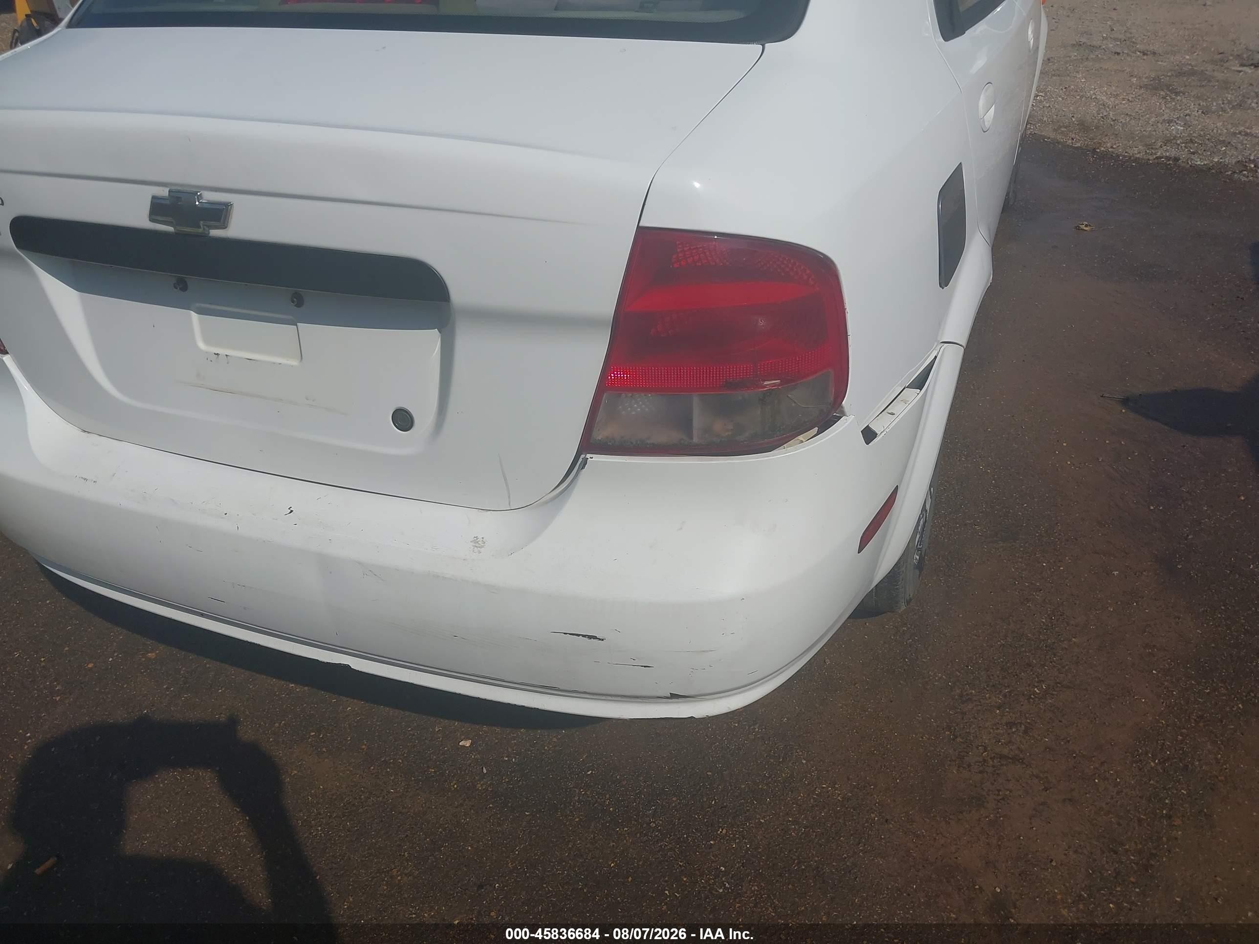 2004 Chevrolet Aveo Ls White vin: KL1TJ52674B269123
