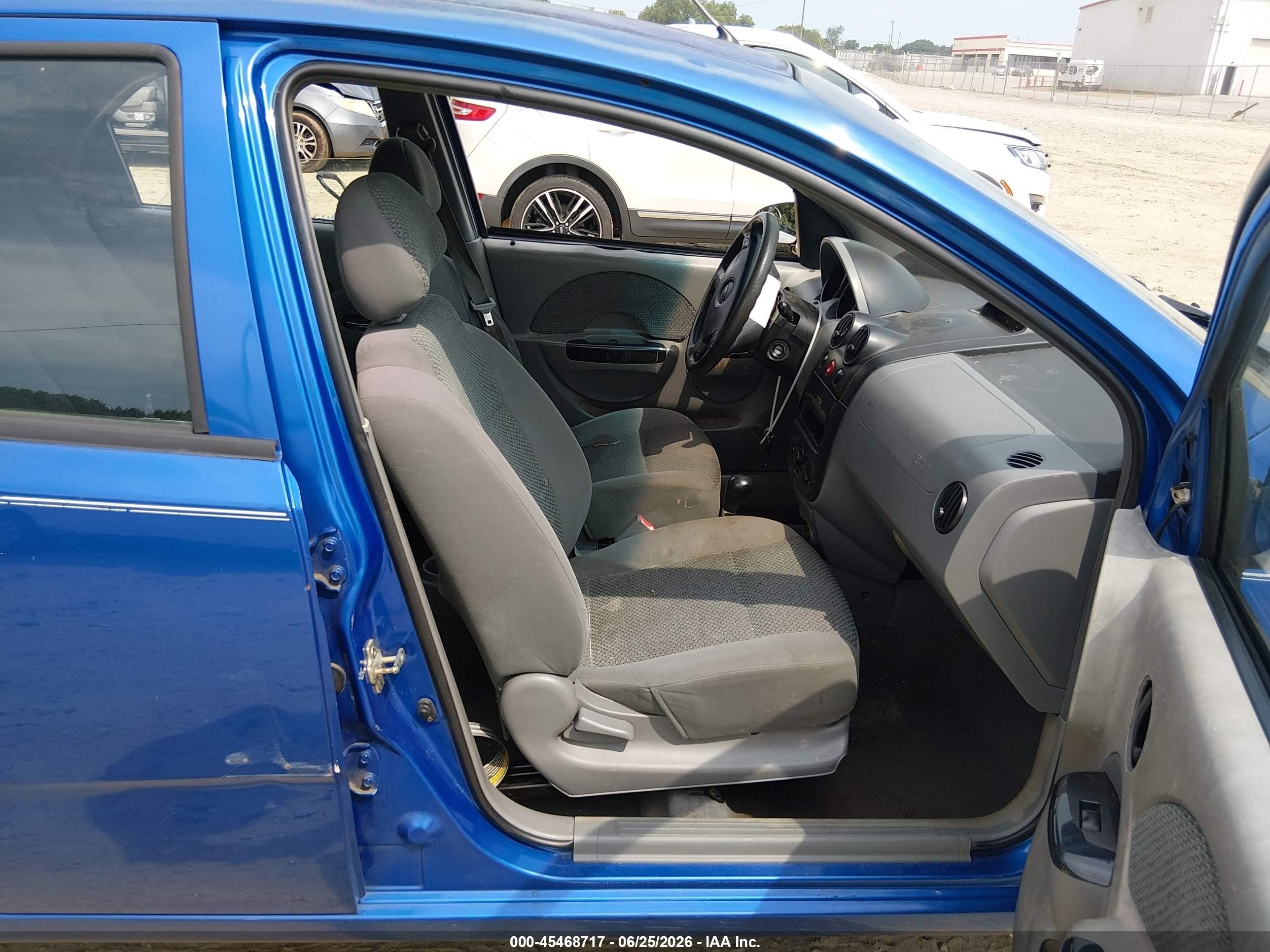 2004 Chevrolet Aveo Ls Blue vin: KL1TJ52684B268823