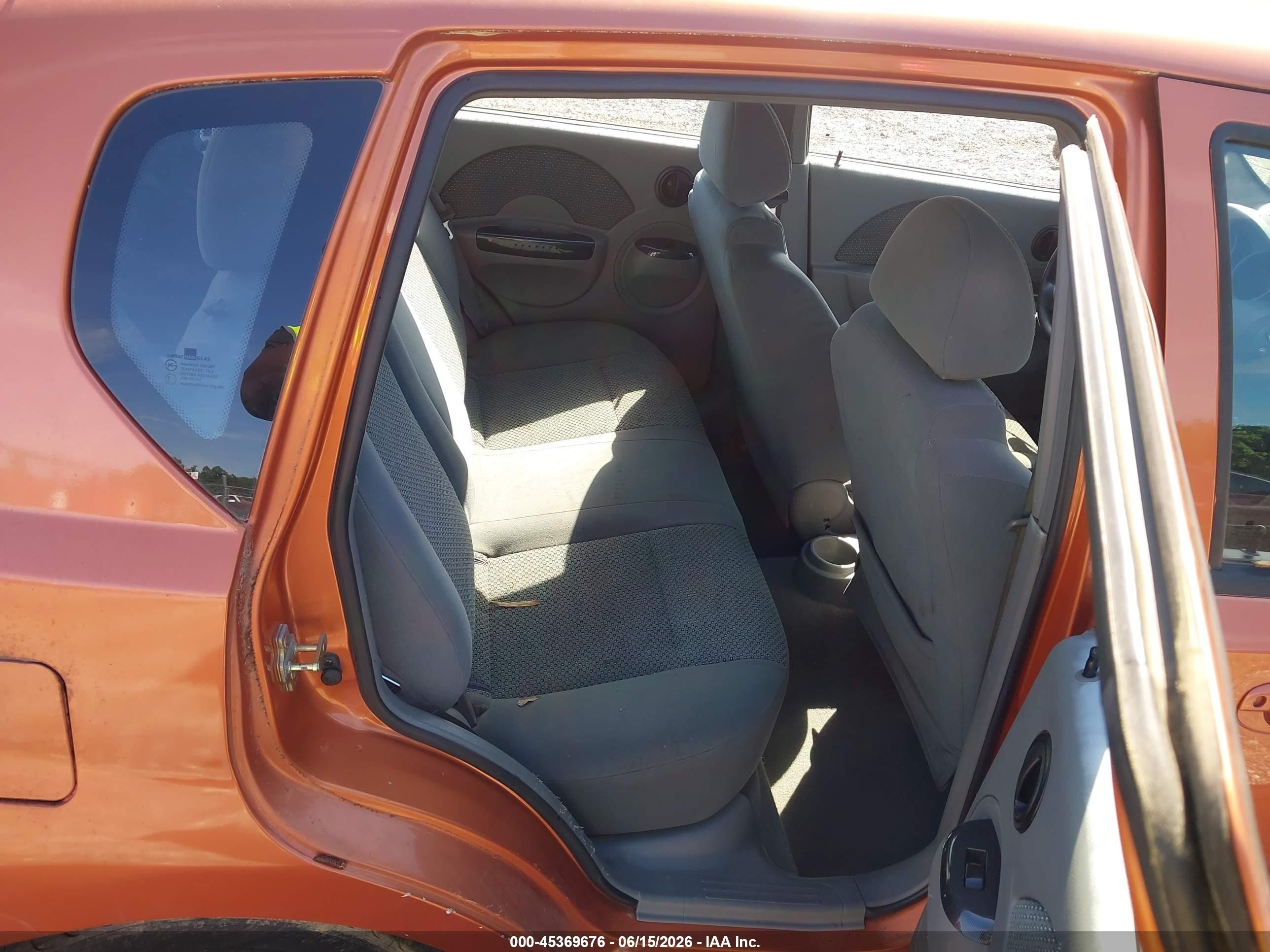 2004 Chevrolet Aveo Ls Orange vin: KL1TJ62684B249503