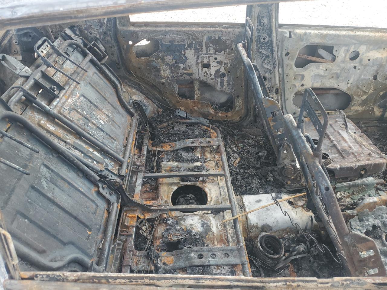 2004 Chevrolet Aveo Ls Burn vin: KL1TJ62694B207549