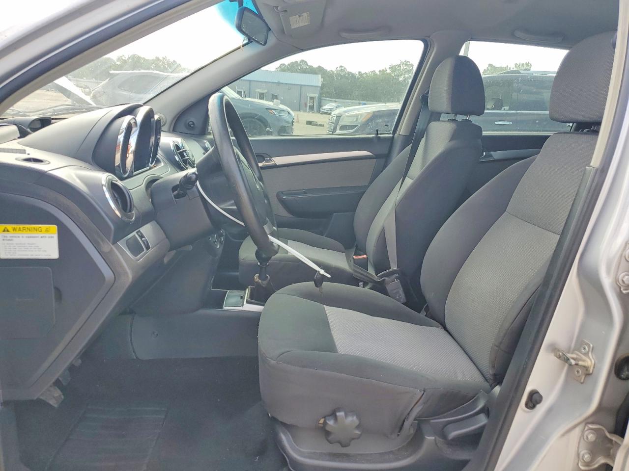 2009 Pontiac G3 Silver vin: KL2TD66E69B686573