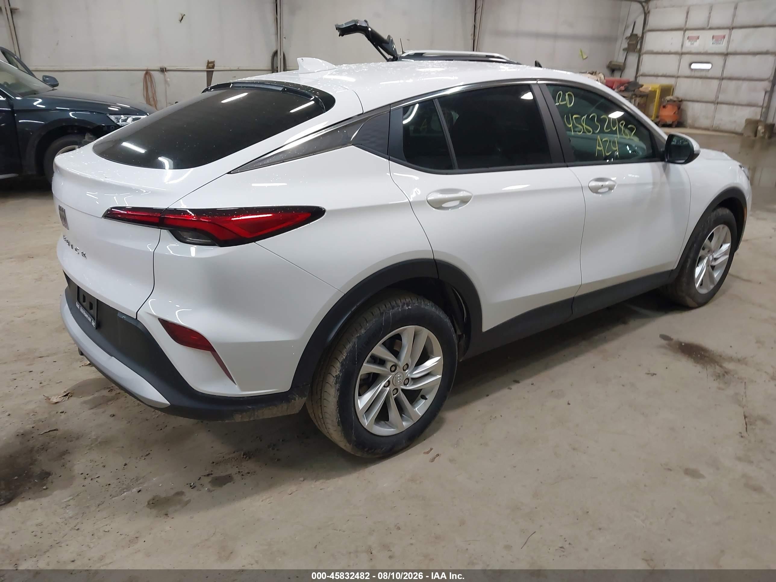 2024 Buick Envista Preferred Fwd Белый vin: KL47LAE24RB220470