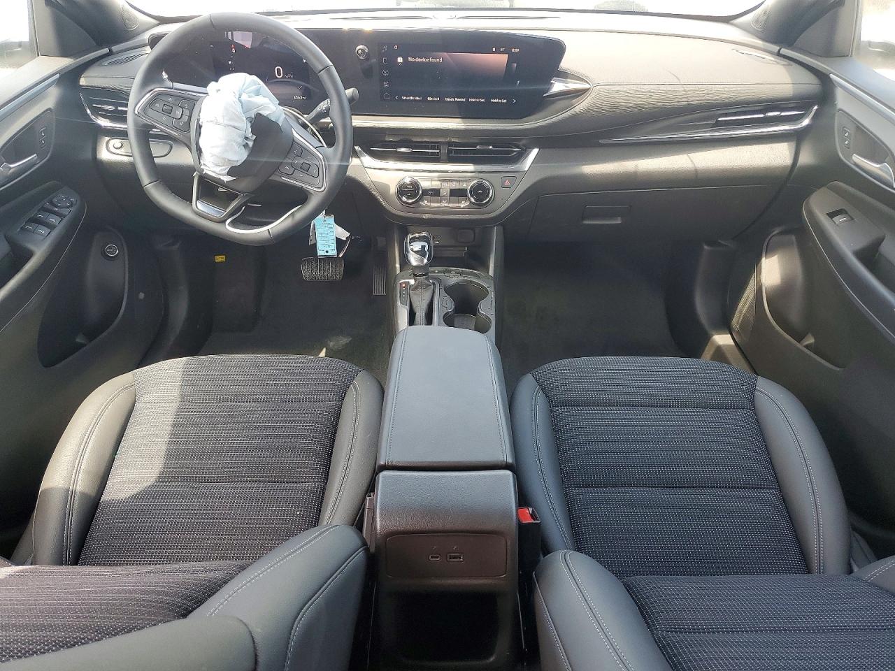 2025 Buick Envista Preferred White vin: KL47LAEP4SB232460