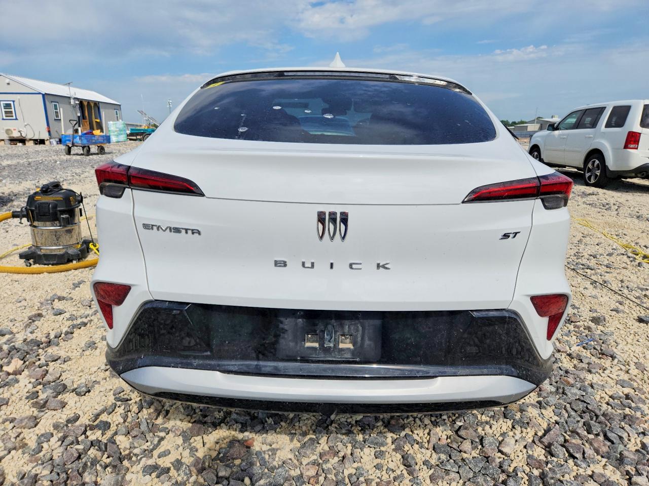 2024 Buick Envista Sport Touring White vin: KL47LBE22RB207609