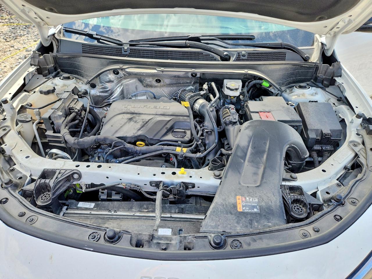 2024 Buick Envista Sport Touring White vin: KL47LBE22RB207609